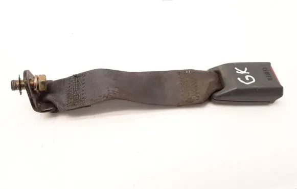 Mitsubishi Colt Rear seatbelt buckle TK520