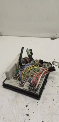Renault Megane II Fuse module 8200481866 7190306801 519158075