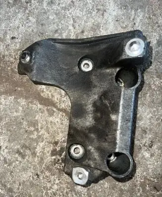 BMW 3 E46 A/C compressor mount bracket 1439241