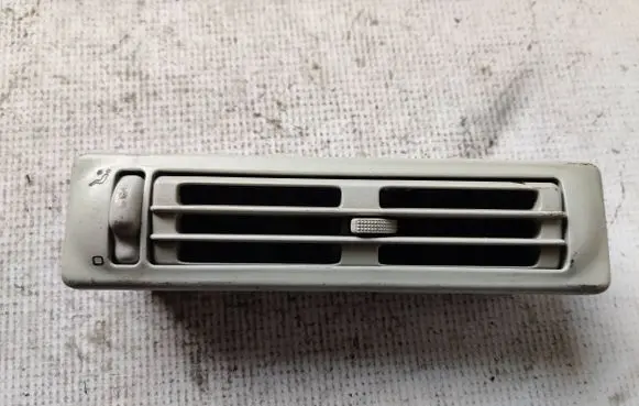 Volkswagen Transporter - Caravelle T4 Dash center air vent grill 703820963