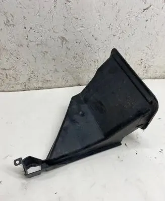 BMW X5 E70 Air intake duct part 10834110 6431