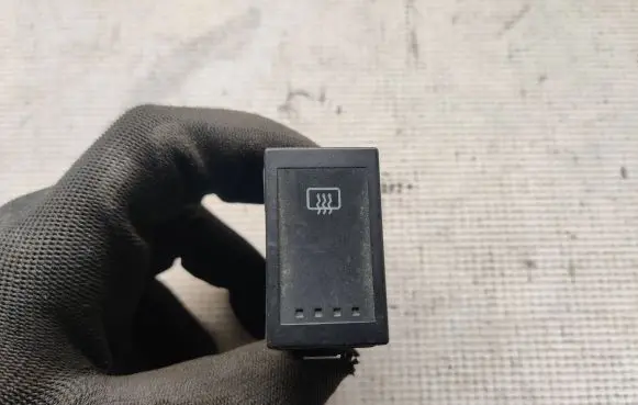 Volkswagen Transporter - Caravelle T4 Windscreen/window heater switch 7D0959621