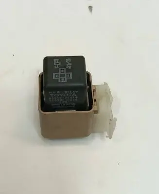 Lexus LS 400 Hazard warning light relay 8591526010 1567000880