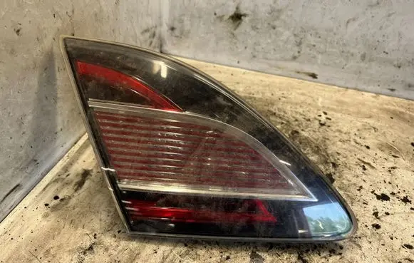 Mazda 6 Tailgate rear/tail lights 13241055