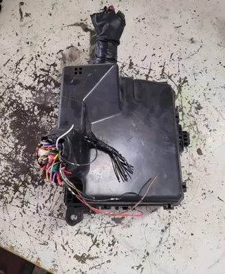 Citroen C-Crosser Fuse module