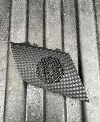 Side speaker trim/cover