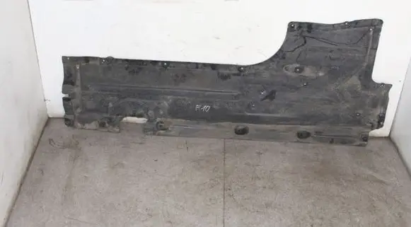 BMW 5 F10 F11 Center/middle under tray cover 