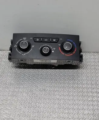 Peugeot 207 Climate control unit N108225D E1065950