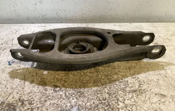 BMW 1 E81 E87 Rear upper control arm/wishbone