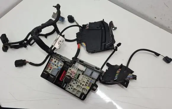 Ford Focus Fuse box set AV6T14A067AD F1ET14K733AJF AV6T14A067B
