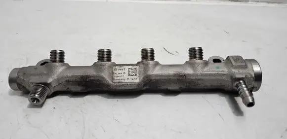 Volkswagen Golf VII Fuel main line pipe 04L089D 0204177