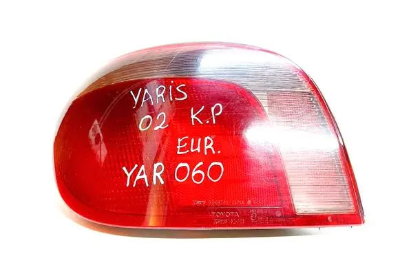 Toyota Yaris Rear/tail lights 5308701L