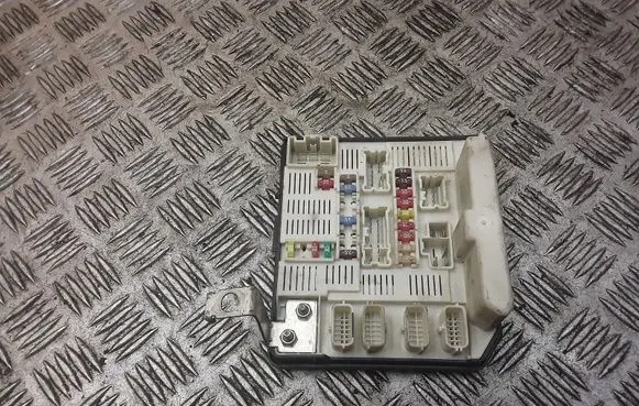 Renault Scenic RX Fuse module 8200481866F