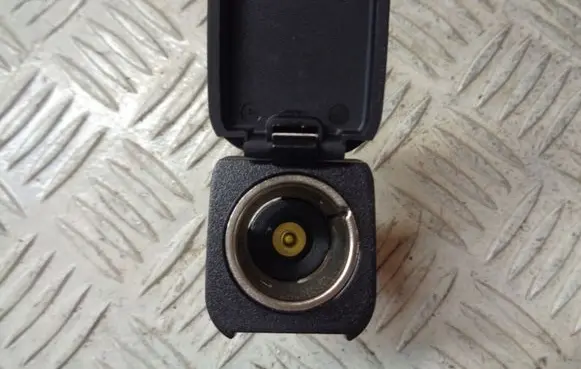 Mazda 2 12 V Socket (front) 