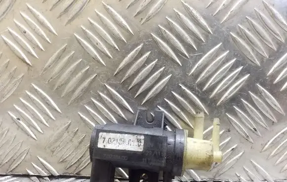 Volkswagen Golf IV Turbo solenoid valve 70218400