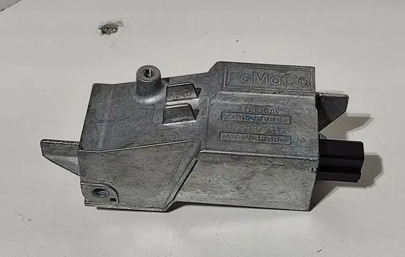 Steering wheel lock