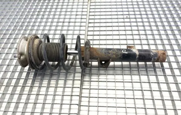 BMW 3 E90 E91 Front shock absorber/damper