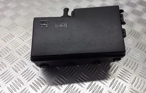 Ford C-MAX I Fuse box set