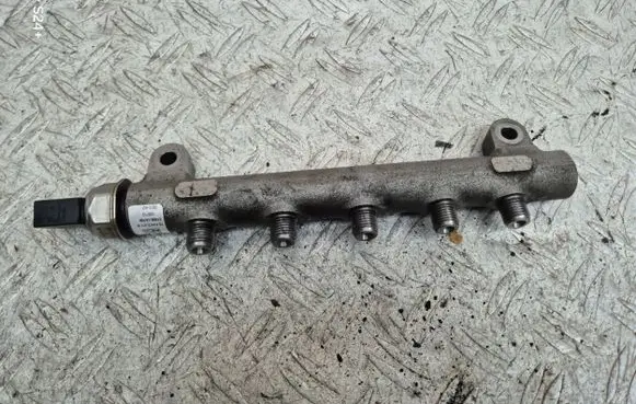 KIA Rio Fuel main line pipe 314002A700 9307Z528A 55PP3001