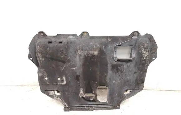 Ford Focus Engine splash shield/under tray