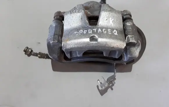KIA Sportage Front brake caliper 581802YA50