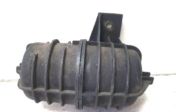 BMW 7 E65 E66 Vacuum valve 11652247620