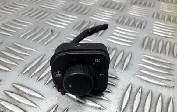Volkswagen Jetta V Wing mirror switch 1k0959565f