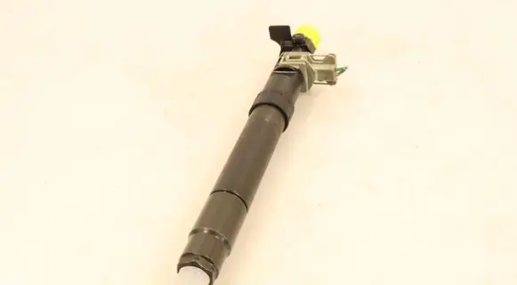 Peugeot 508 Fuel injector 9686191080