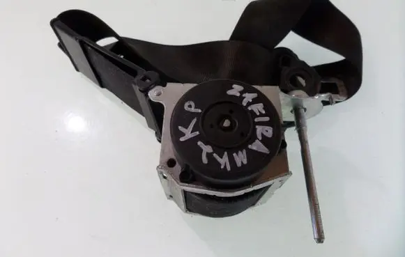 Opel Zafira B Front seatbelt 040598