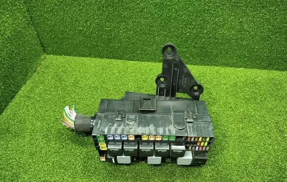 Ford Transit Custom Fuse box set BK2T14A175CA 71547483 BK2T14A175