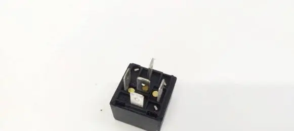 Volkswagen Golf V Other relay 12V30A