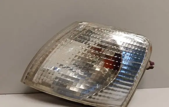 Volkswagen PASSAT B5 Front indicator light 3B0953123B