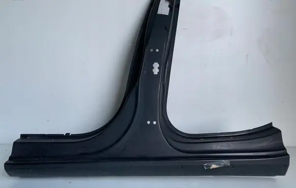 Audi A4 Allroad B8 Sill