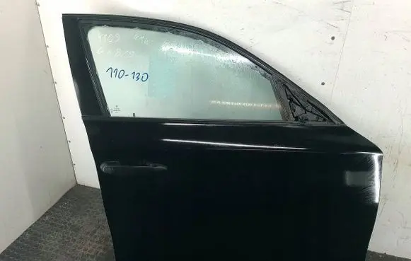 BMW 1 E81 E87 Front door 
