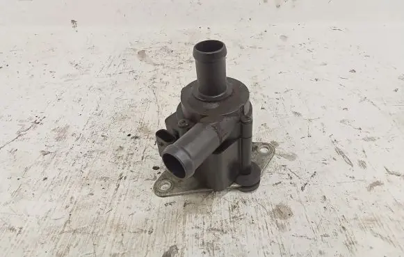 Volvo XC60 Electric auxiliary coolant/water pump 31338211 704773000