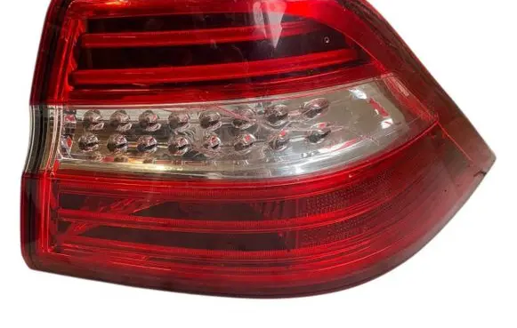 Mercedes-Benz ML W166 Rear/tail lights A1669063201