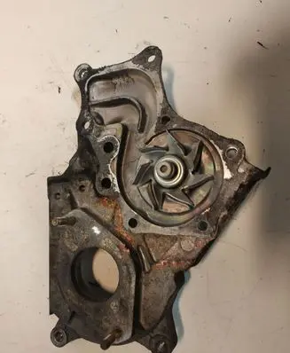 Toyota RAV 4 (XA20) Water pump