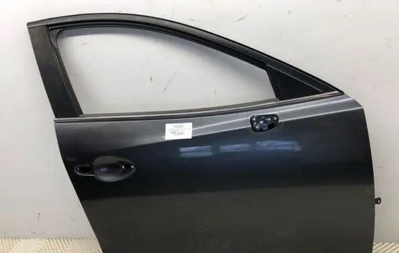 Mazda 3 II Front door