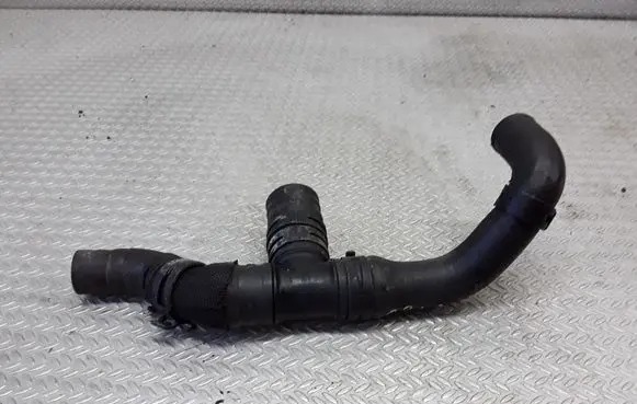 Mercedes-Benz C W203 Engine coolant pipe/hose