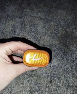 Toyota Corolla E110 Front fender indicator light 
