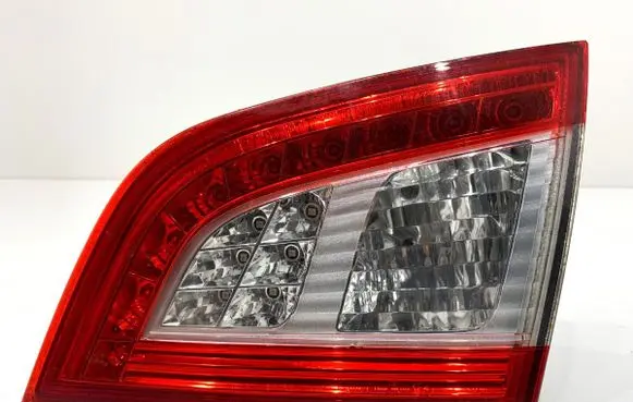Peugeot 508 Rear/tail lights 9686780680