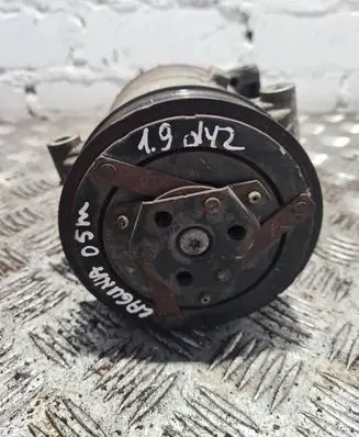Renault Laguna II Air conditioning (A/C) compressor (pump) 8200309193