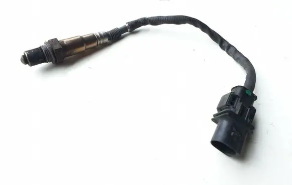 BMW 5 E60 E61 Lambda probe sensor 779160001 0281004018