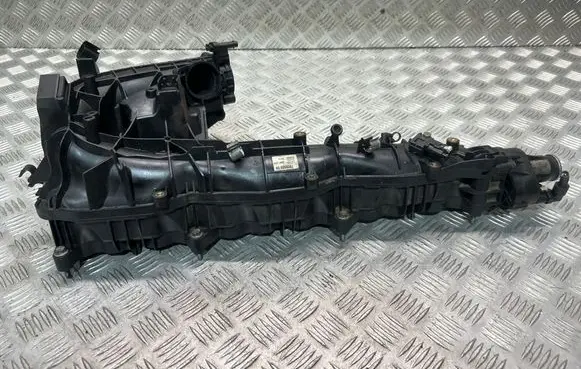 BMW 5 F10 F11 Intake manifold 7800088