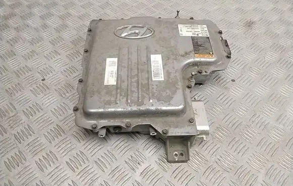 Hyundai Ioniq Voltage converter inverter 366000E255