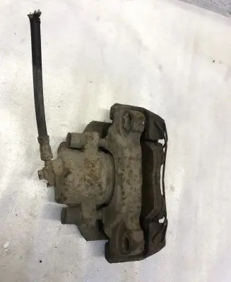 Seat Altea XL Front brake caliper