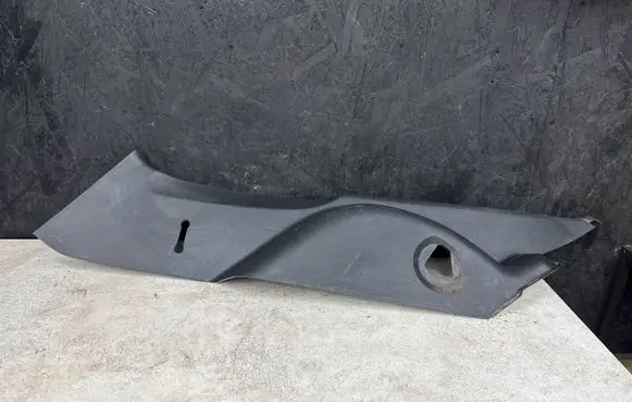 Toyota Auris 150 (C) pillar trim 6255202080
