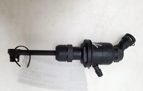 Nissan Qashqai Clutch master cylinder 30610JD000