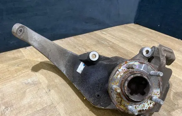 Jaguar F-Type Front wheel hub EX533K186AB