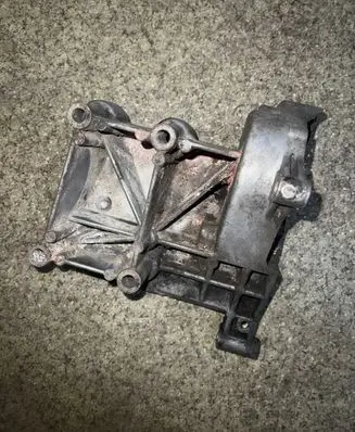 BMW 3 E46 A/C compressor mount bracket 1433507